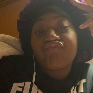 Meet your Posher, Mya